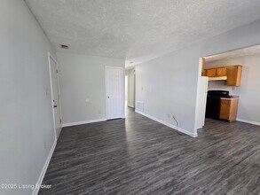 1704 Stallings Ave in Louisville, KY - Building Photo - Building Photo