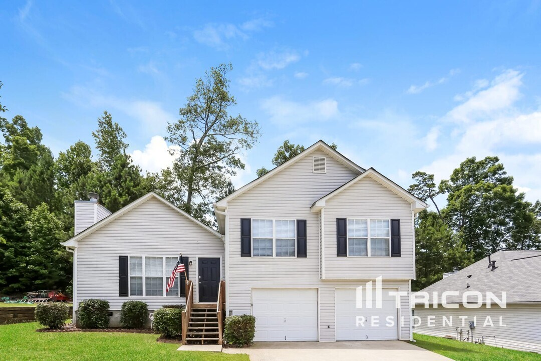 105 St Ann St in Dallas, GA - Building Photo