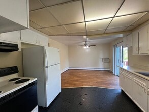 14355 Park Ave in Harvey, IL - Building Photo - Building Photo