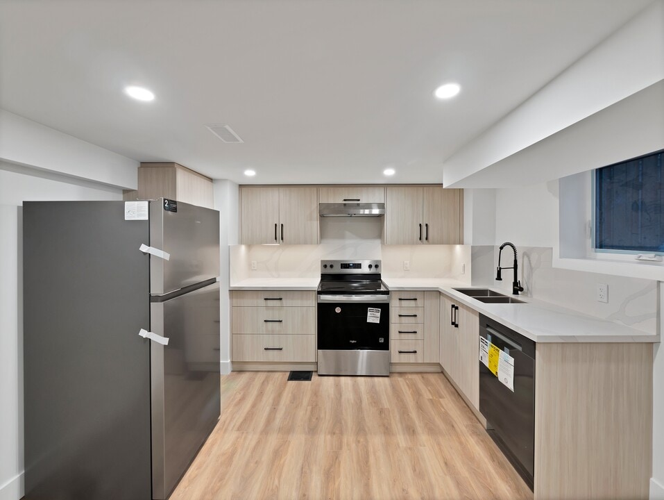 167 Rosedale Ave in Hamilton, ON - Building Photo