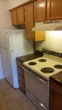 10522 Lake City Way NE in Seattle, WA - Building Photo - Building Photo