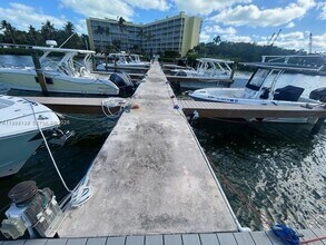 200 Harborview Dr in Tavernier, FL - Building Photo - Building Photo