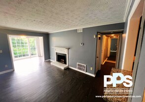 801 Countryside Pl in Smyrna, GA - Building Photo