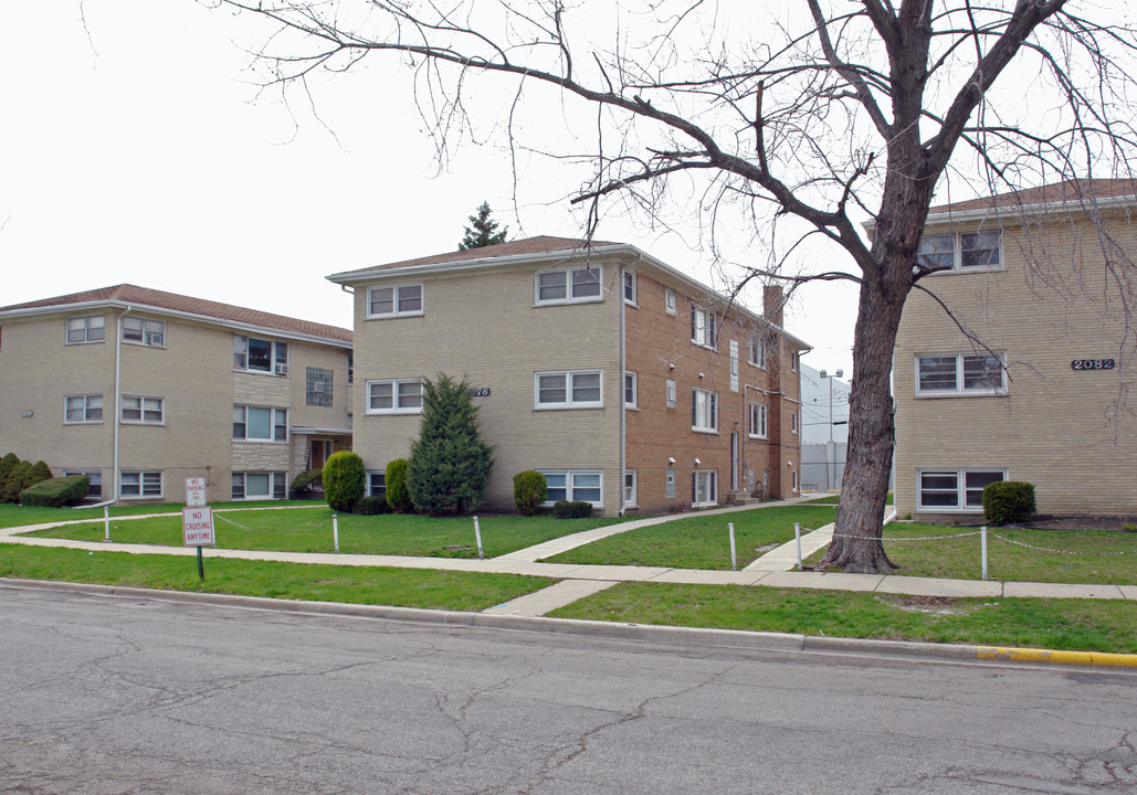 2078 N 19th St in Melrose Park, IL - Building Photo