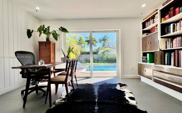 14605 SW 75th Ave in Palmetto Bay, FL - Building Photo