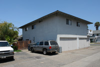 16612 Goldenwest St in Huntington Beach, CA - Building Photo - Building Photo