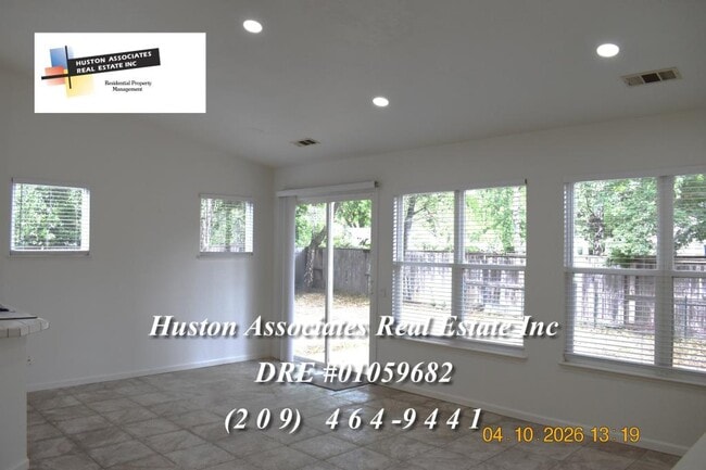 3915 Bridlewood Cir in Stockton, CA - Building Photo - Building Photo