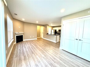 303 New Terrace Ln in Rochester, NY - Building Photo - Building Photo