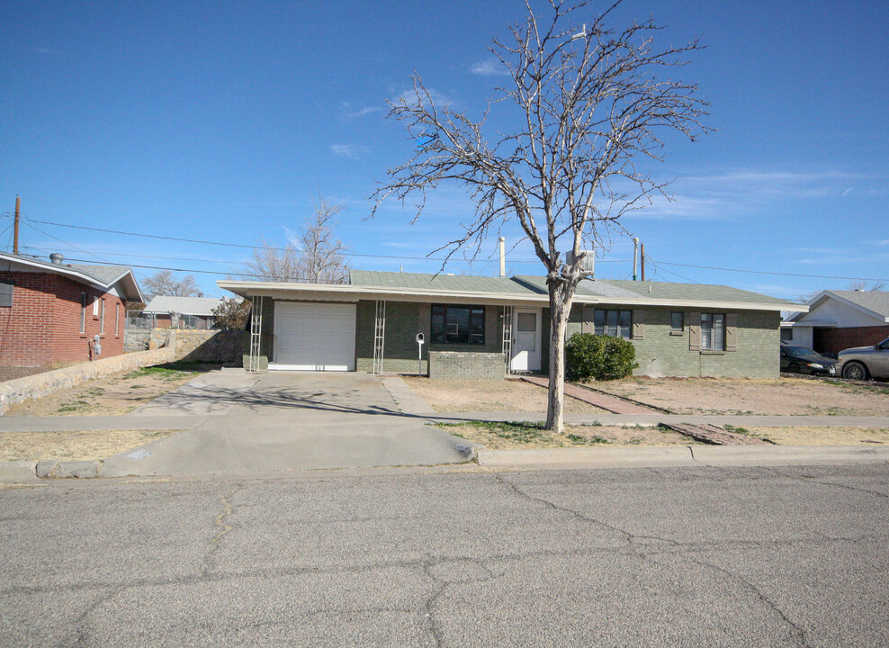 9520 Rutledge Pl in El Paso, TX - Building Photo