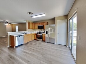 255 Challenger in Kyle, TX - Building Photo - Building Photo