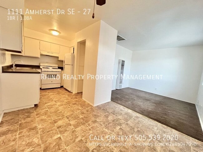 1111 Amherst Dr SE in Albuquerque, NM - Building Photo - Building Photo
