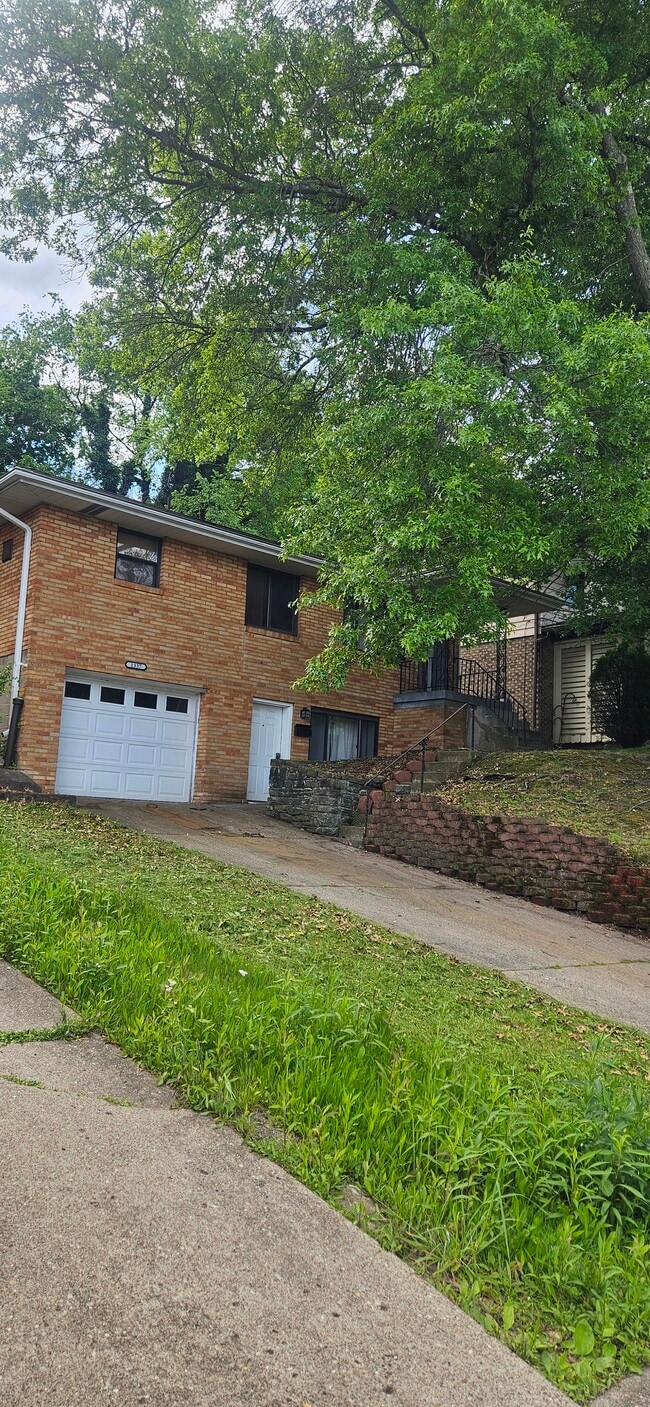 property at 1337 Jeffers St