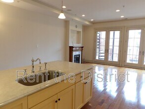 1130 5th St NW in Washington, DC - Building Photo - Building Photo