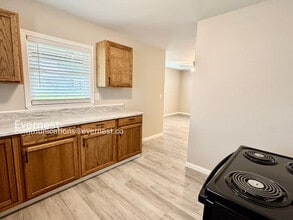 30 G St NW in Miami, OK - Building Photo - Building Photo