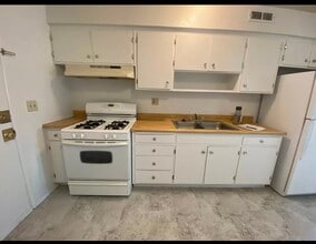 325 S Spring St, Unit 325 s spring st blythe ca in Blythe, CA - Building Photo - Building Photo