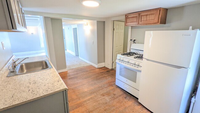 707 Pawling Ave in Troy, NY - Building Photo - Building Photo
