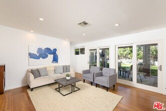 13451 Friar St in Los Angeles, CA - Building Photo - Building Photo