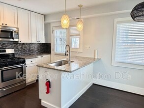 2026 Savannah Pl SE in Washington, DC - Building Photo - Building Photo