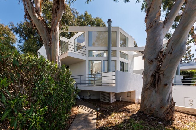232 4th St in Del Mar, CA - Building Photo - Building Photo