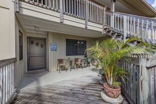 5341 Lake Arrowhead Trail in Sarasota, FL - Building Photo