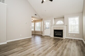 221 Eagles Crest Ct in Mcdonough, GA - Building Photo - Building Photo