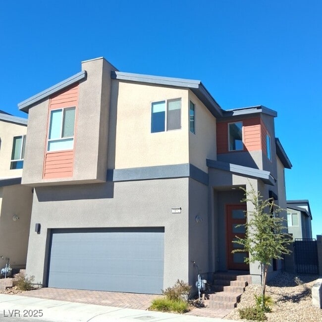 property at 3192 Vittoria Ave