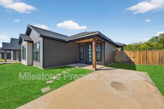 1425 S 7th Ave in Denison, TX - Building Photo - Building Photo