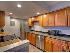 14142 E Colorado Dr in Aurora, CO - Building Photo - Building Photo