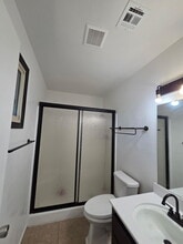 2006 E Duke Dr in Tempe, AZ - Building Photo - Building Photo
