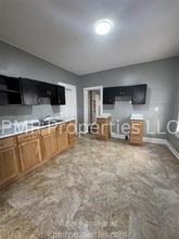 1427 N 11th St in St. Joseph, MO - Building Photo - Building Photo