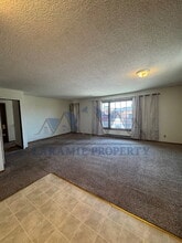 1717 Fetterman Dr in Laramie, WY - Building Photo - Building Photo
