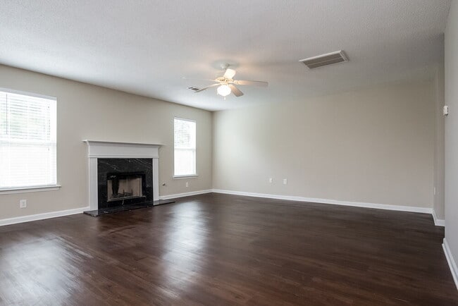 3046 Summer Breeze Dr in Villa Rica, GA - Building Photo - Building Photo