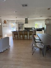 1009 Grandview Ave in Ojai, CA - Building Photo - Building Photo