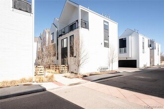 1172 S Reed St in Lakewood, CO - Building Photo - Building Photo