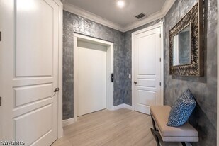 16379 Viansa Wy in Naples, FL - Building Photo