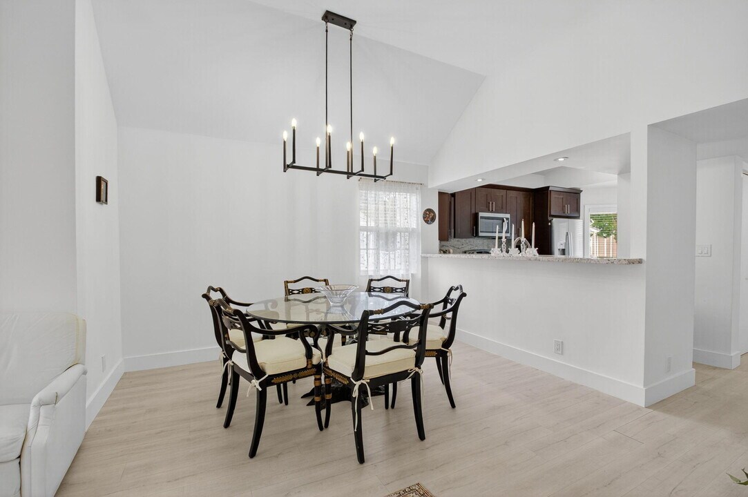 5328 Buckhead Cir in Boca Raton, FL - Building Photo