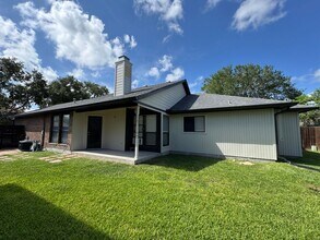 6929 Monarch St in Corpus Christi, TX - Building Photo - Building Photo
