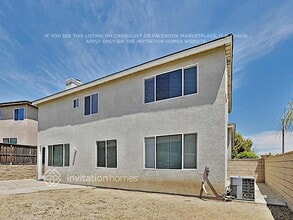 38859 Autumn Woods Rd in Murrieta, CA - Building Photo - Building Photo