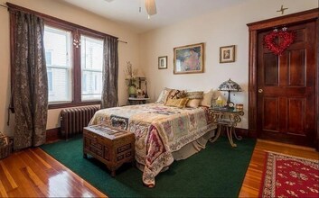 39 Thurston St, Unit 3 in Somerville, MA - Building Photo - Building Photo