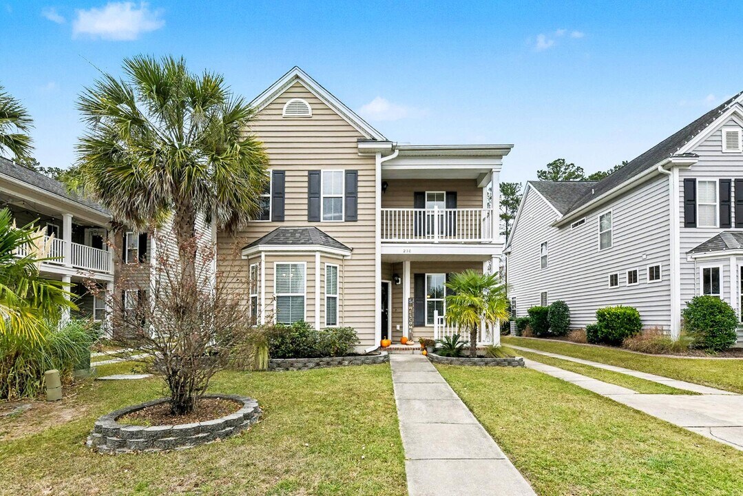 230 Cameron St in Summerville, SC - Building Photo