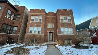 5224 N Bernard St in Chicago, IL - Building Photo