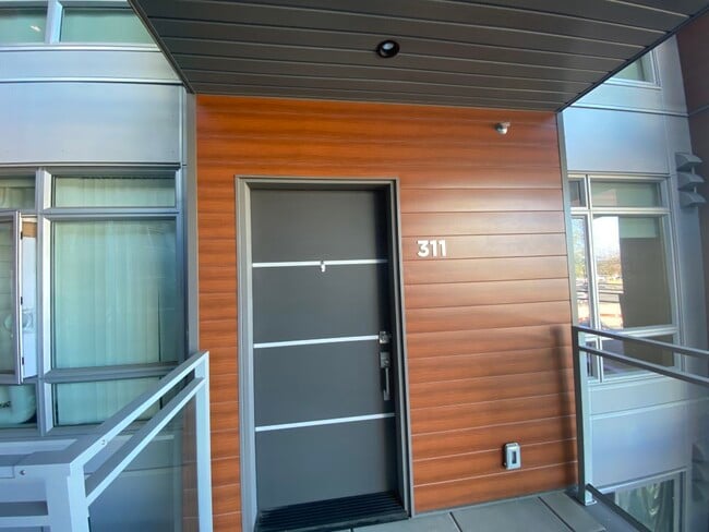 91 Chapel St in Nanaimo, BC - Building Photo - Building Photo