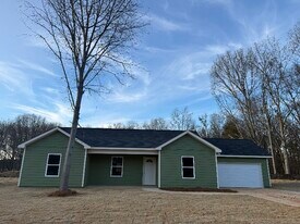 18 lyla Ln in Canon, GA - Building Photo