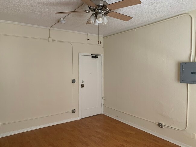 415 S Grand View St, Unit Grand View in Los Angeles, CA - Foto de edificio - Building Photo
