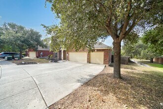 177 Brush Trail Ln in Cibolo, TX - Building Photo - Building Photo