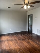 1021 Hillside Dr in Ada, OK - Building Photo - Building Photo