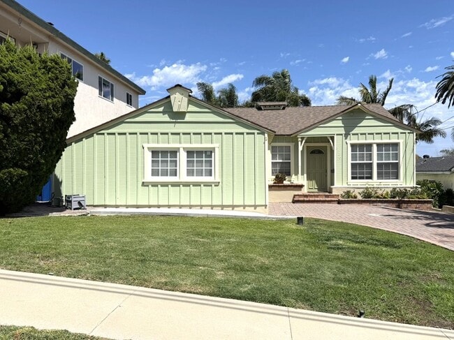 property at 3120 S Leland St