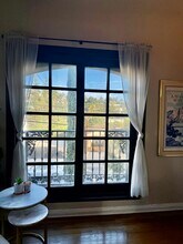 1611 Talmadge St, Unit Upstairs Unit 3 in Los Angeles, CA - Building Photo - Building Photo