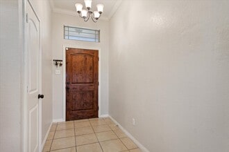 302 April Ln in Hewitt, TX - Building Photo - Building Photo