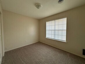 1815 S Erie Ave in Russellville, AR - Building Photo - Building Photo